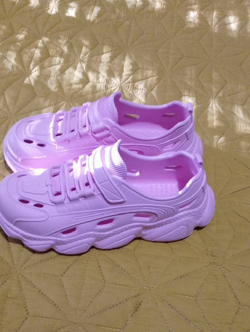 Kids Lightweight Lavender Sport Sneakers
